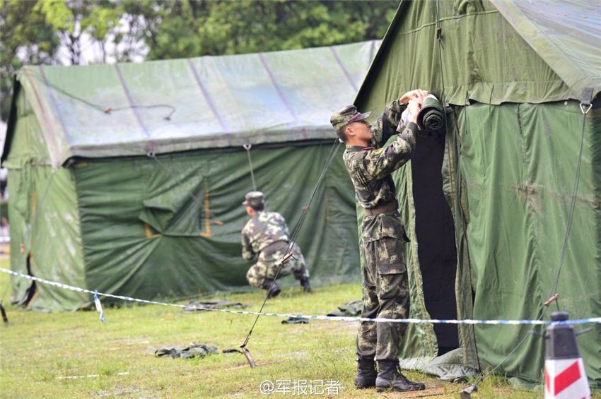 潼南军用充气大型帐篷